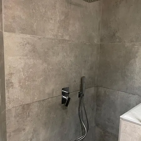 Appartement Bilocale Zona Navigli *