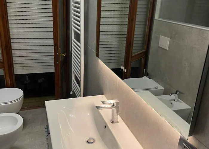 Bilocale Zona Navigli Apartmán